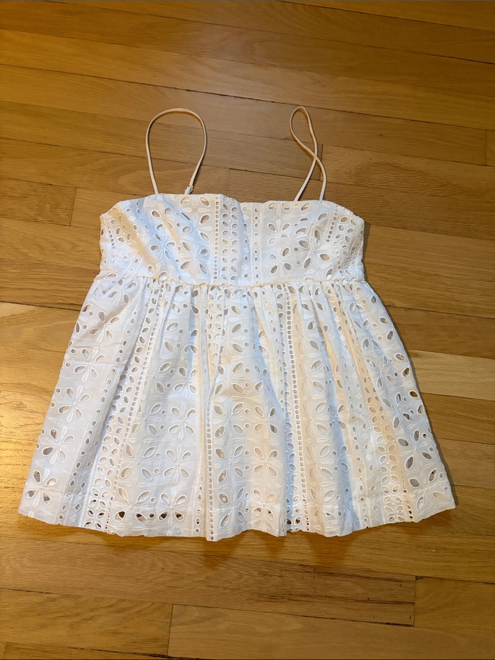 Women’s JCrew White Eyelet Tank Top